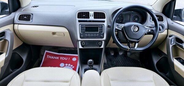 VOLKSWAGEN VENTO 2015 - Image 4
