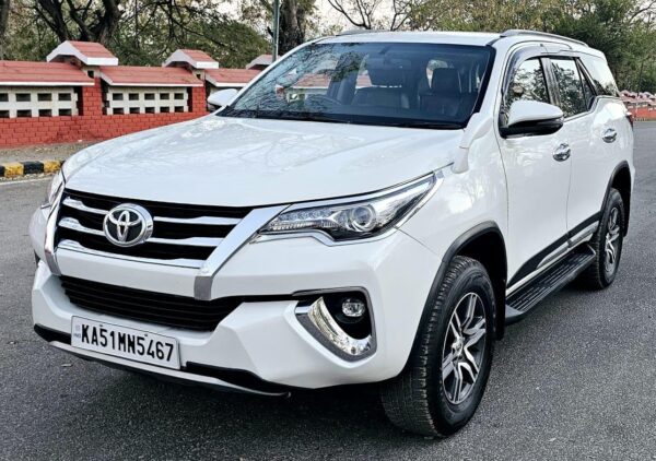 TOYATA FORTUNER 4*2 2019 - Image 2