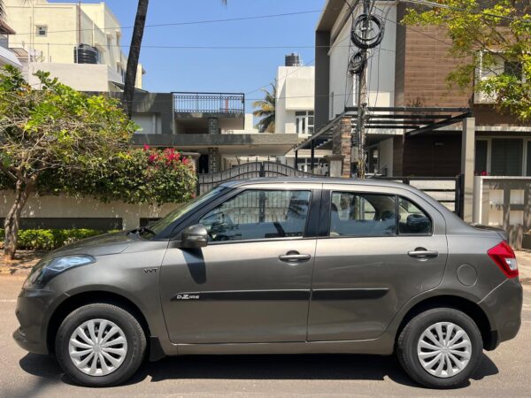 MARUTHI SWIFT DZIRE VXI - Image 4