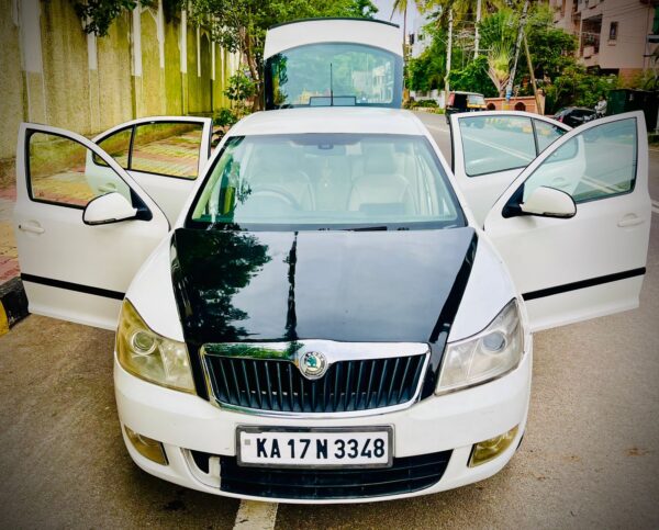 SKODA  LARA - Image 4